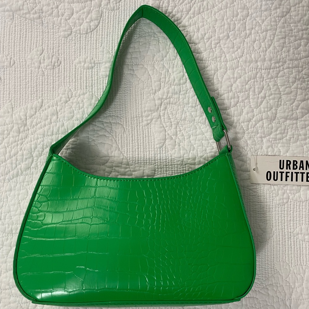 Green shoulder bag